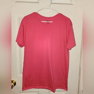Medium Plain pink tsirt